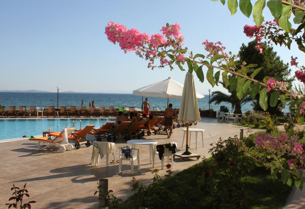 Rena Hotel Küçükkuyu Exterior foto