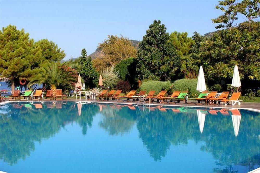 Rena Hotel Küçükkuyu Exterior foto