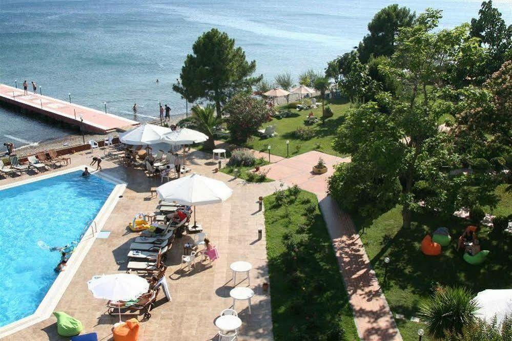 Rena Hotel Küçükkuyu Exterior foto